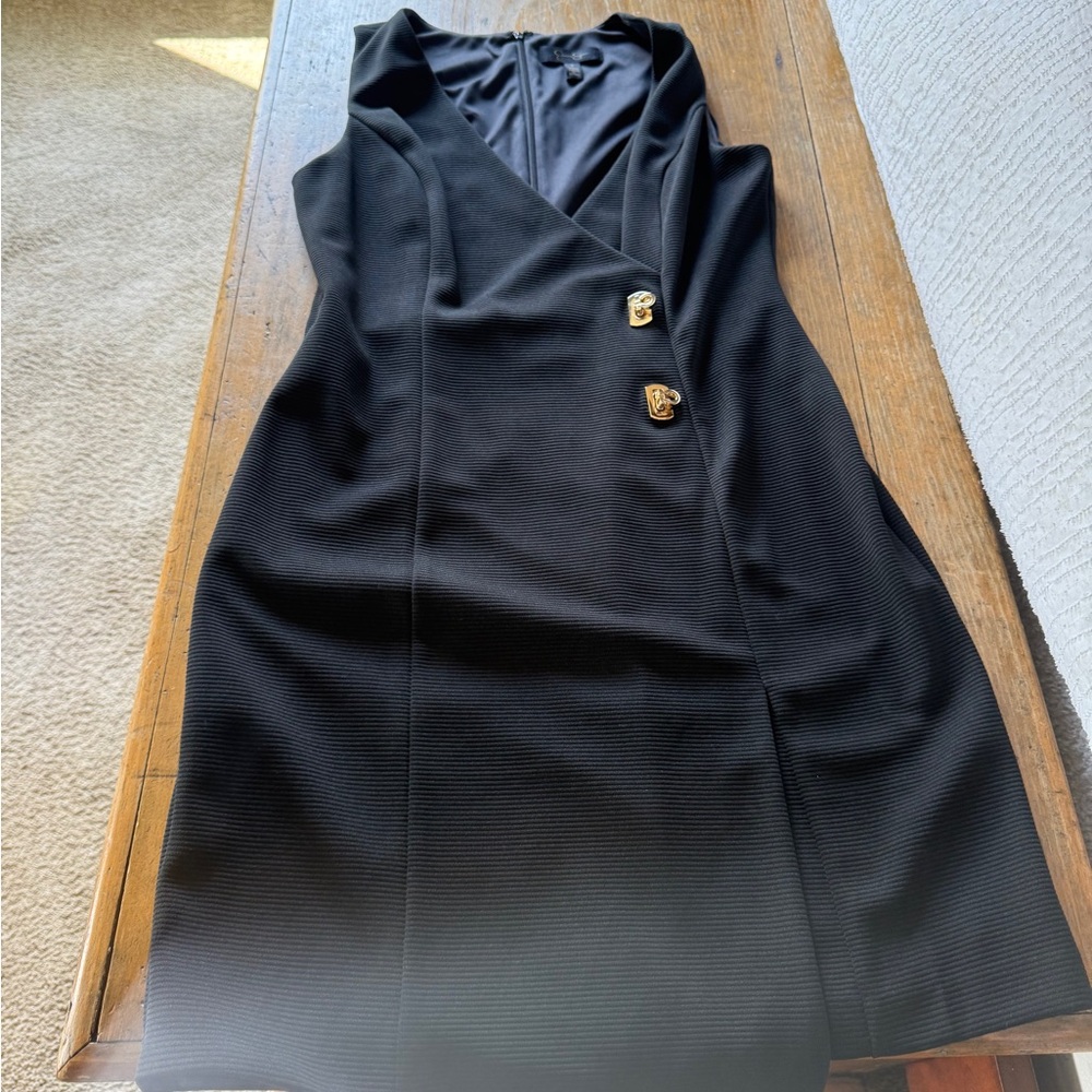 Jessica Simpson Elegant Black Dress with Gold Accents